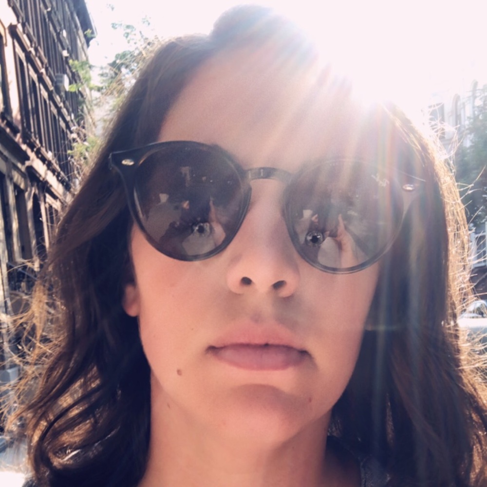 Meet your Posher, Cait